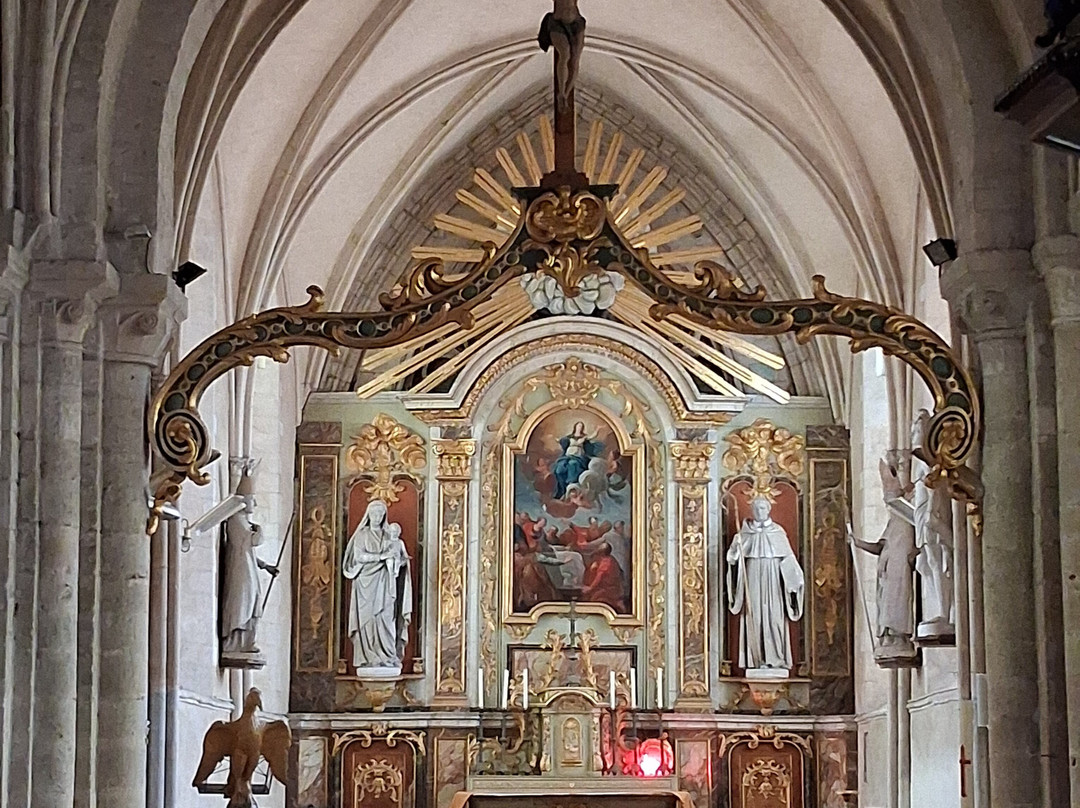 Sainte-Mere-Eglise Church-Sainte-Mere-Eglise必去景点