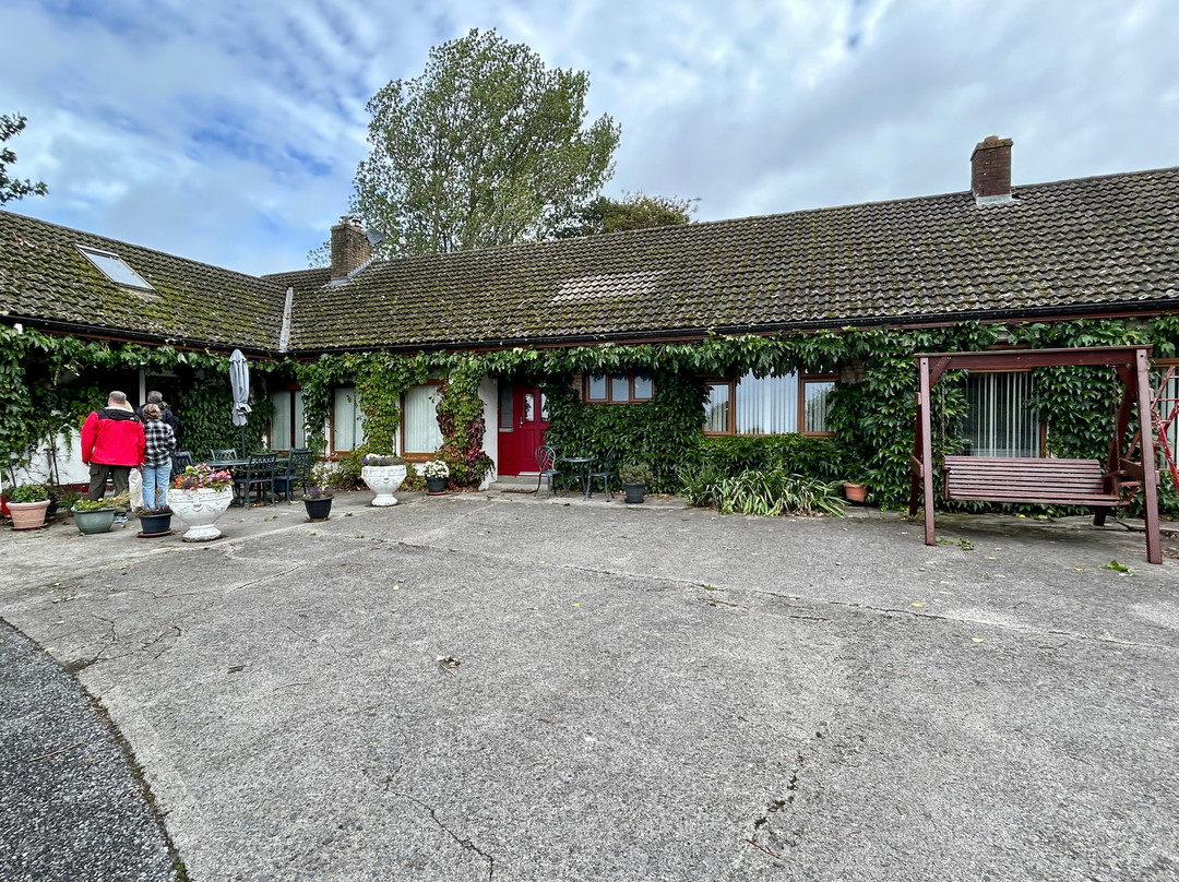 Bungalow Farmhouse B & B主图