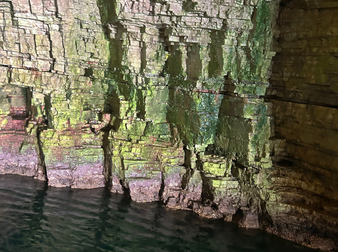 Costante Nicola Agenzia Tour Delle Grotte-佩斯基奇必去景点