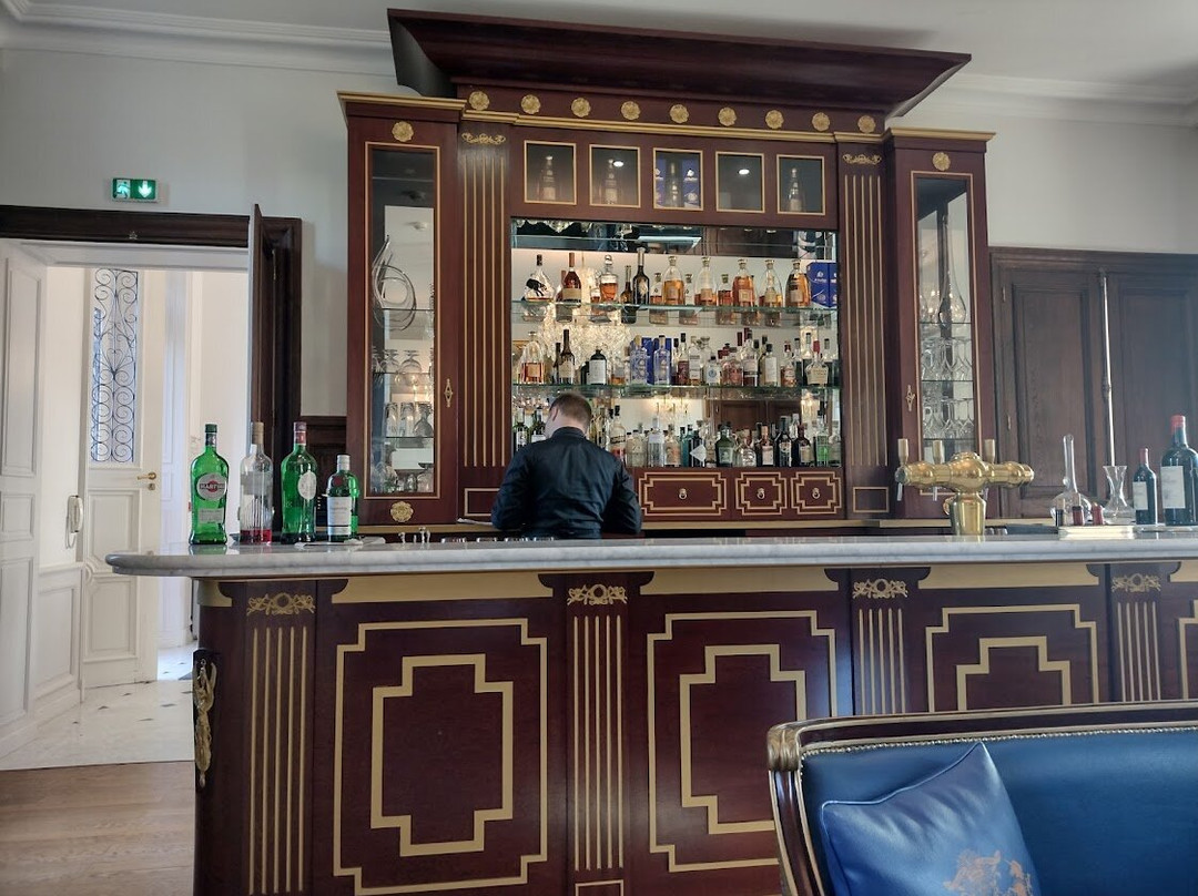 亚历山大宫殿酒店 - 悠南宅邸酒店主图