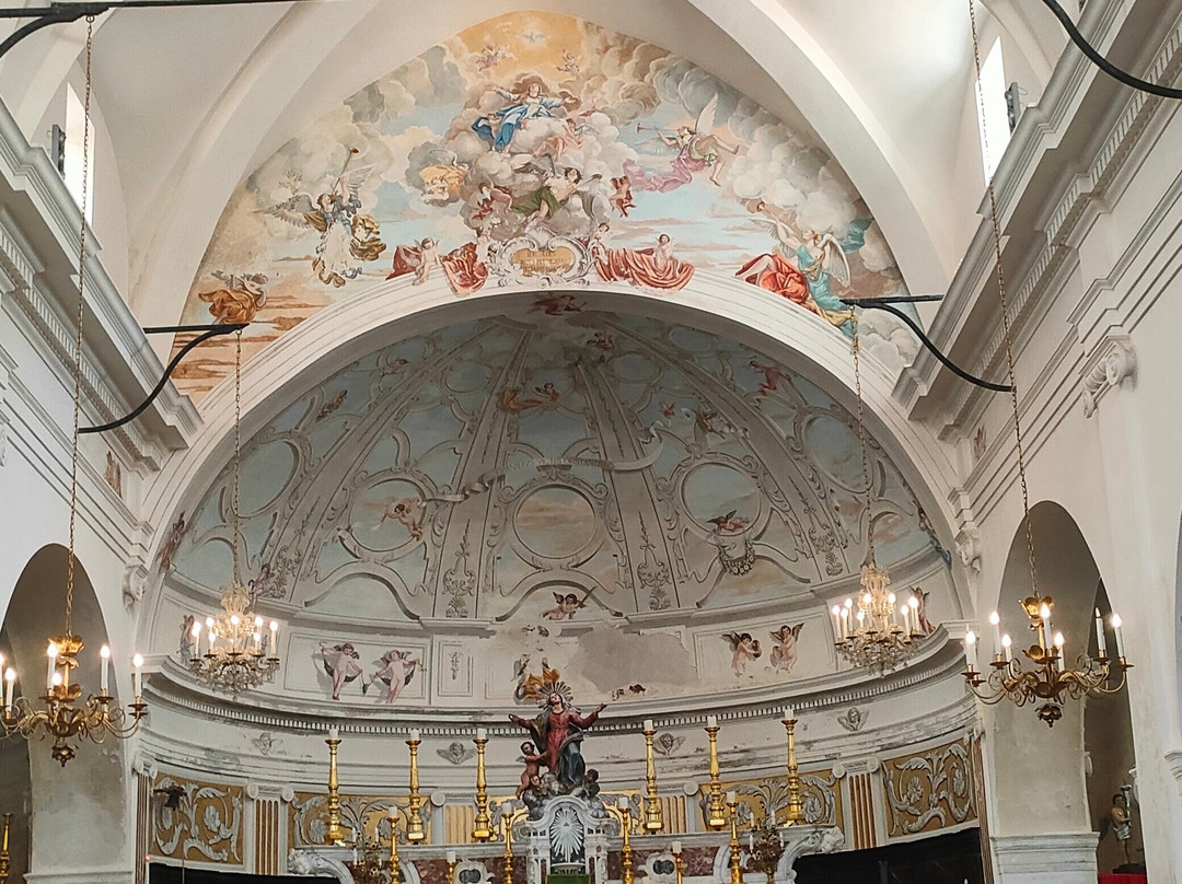 Eglise Sainte Marie Majeure-博尼法乔必去景点