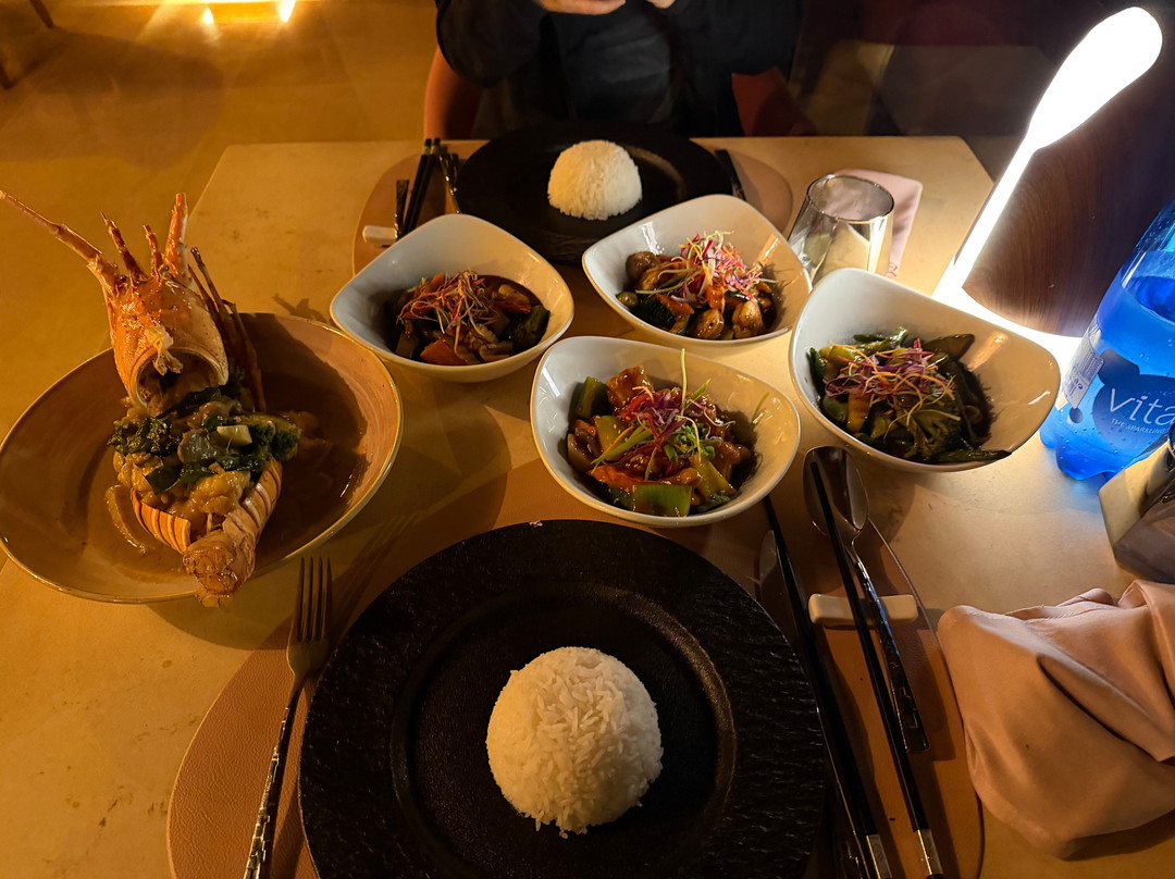 巴拉克拉瓦餐馆和美食-Noble House Restaurant