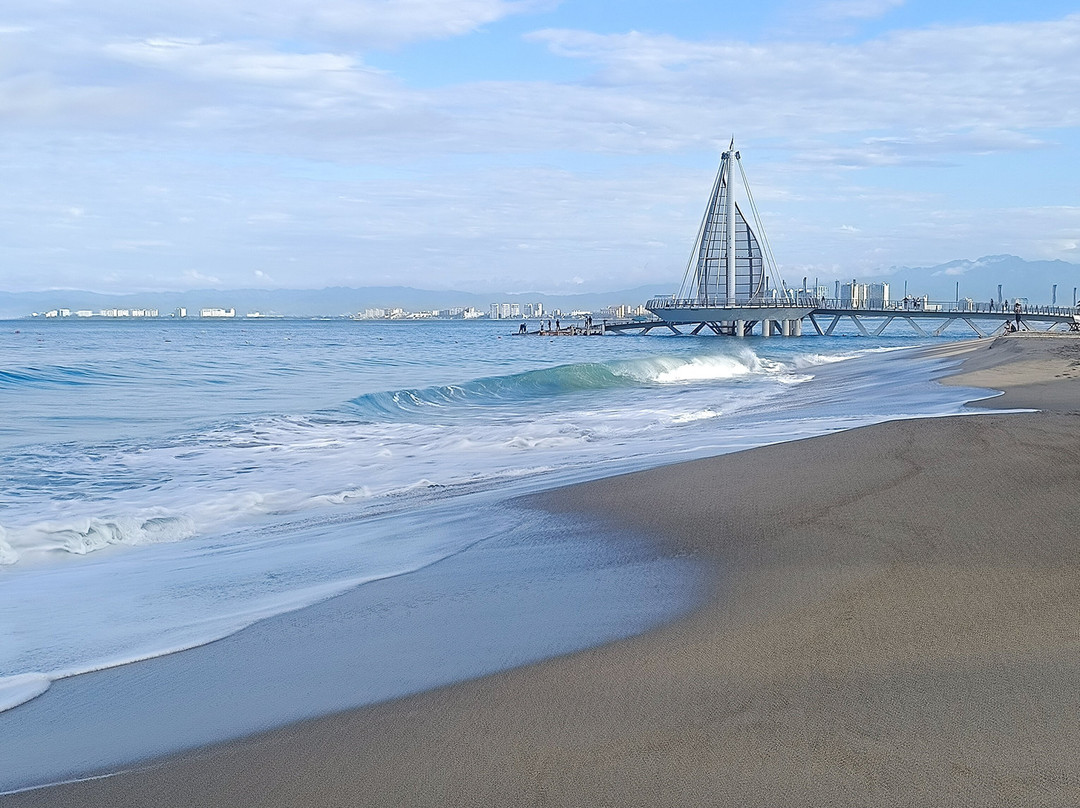 Playa de los Muertos-瓦拉塔港必去景点