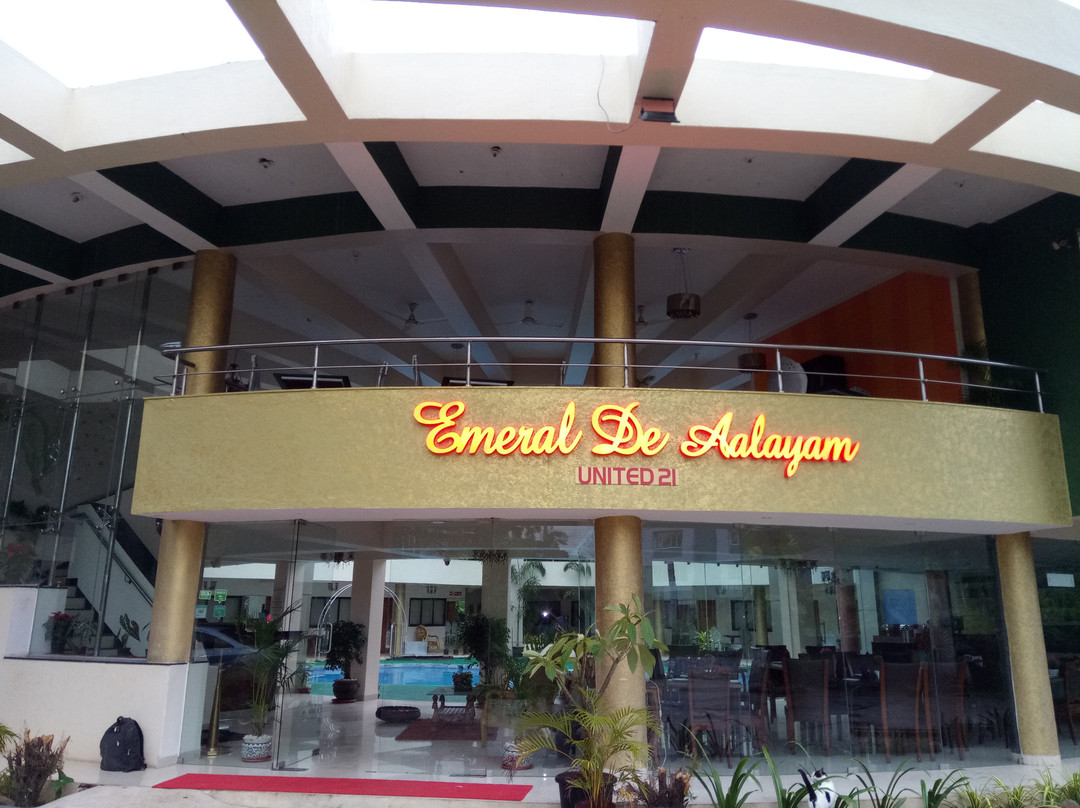 Hotel Emerald De Aalayam