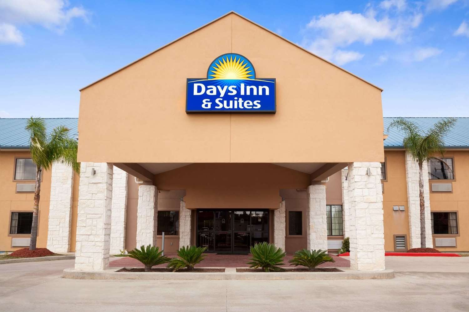 Days Inn & Suites by Wyndham Conroe-官方