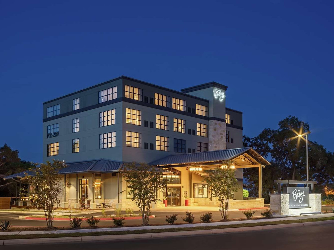 The Bevy Hotel Boerne - A Doubletree By Hilton