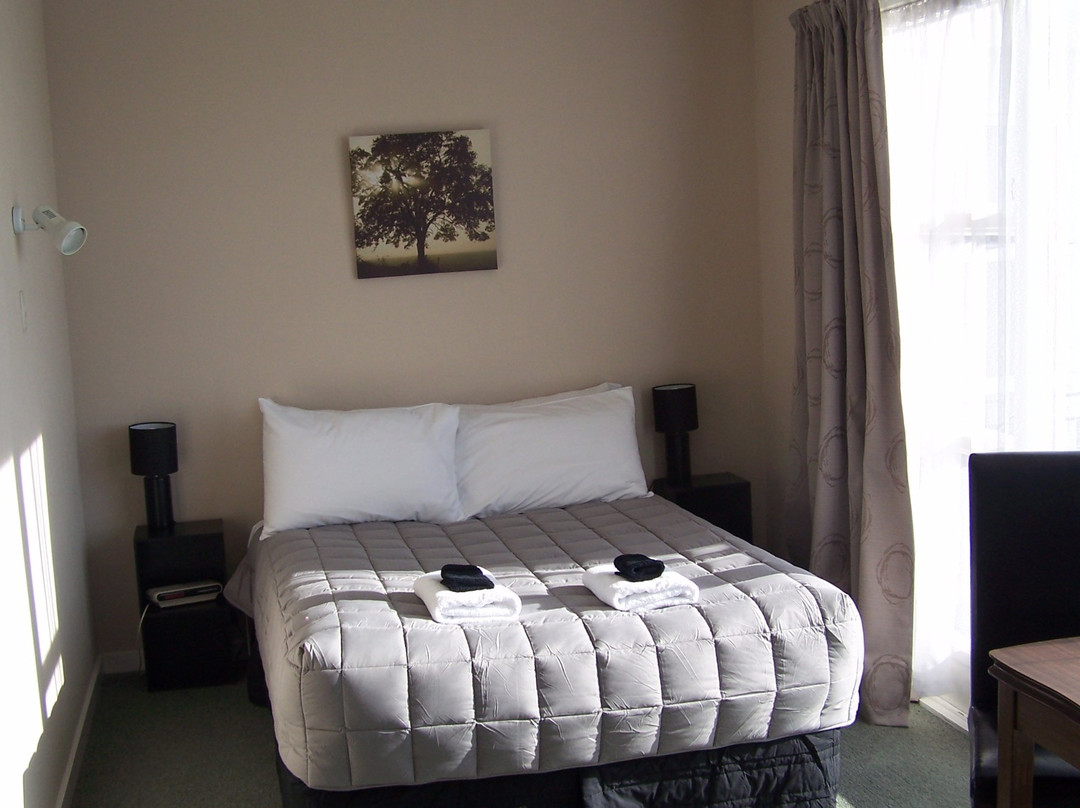 Seabreeze Motel