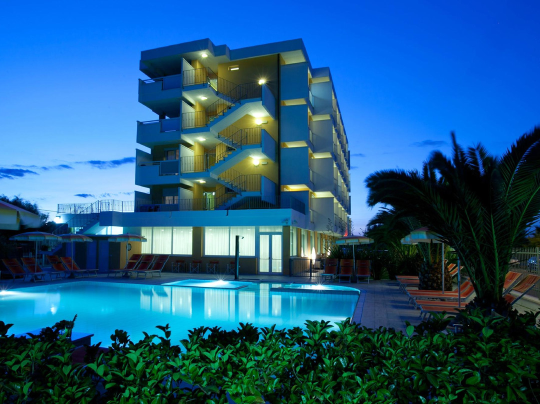 Villa Rosa di Martinsicuro酒店住宿-Hotel Belvedere