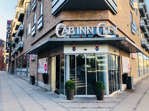 卡宾城市酒店主图