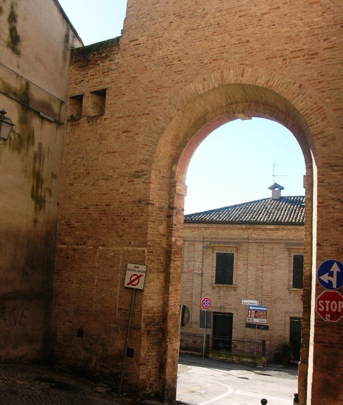 Porta del Sole景点图片