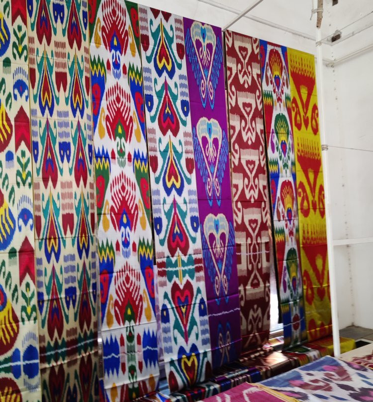 Kumtepa Bazaar-Margilan必去景点