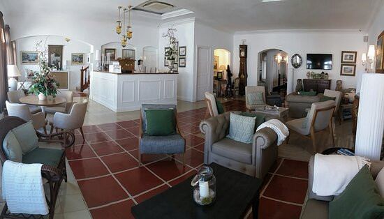 拉戈拉塔酒店主图