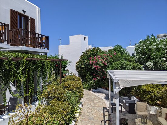 Hotel Christina, Adults Only,Heated Salt Water Pool主图