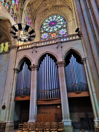 Eglise Notre- Dame de Cholet景点图片