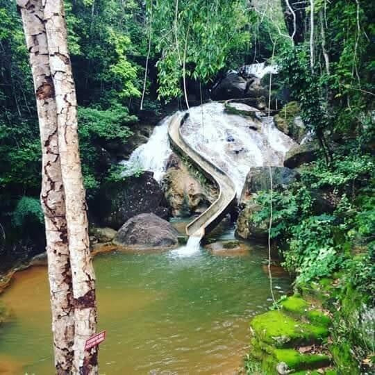 Cachoeira Gruta da Onça景点图片