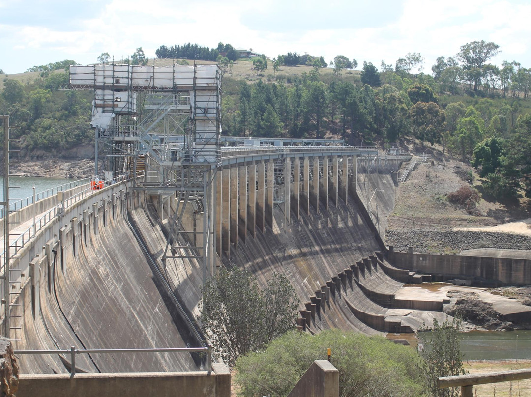 Lake Glenmaggie Weir Wall-Glenmaggie必去景点