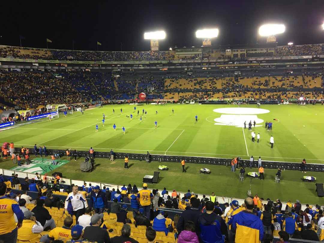 Estadio Universitario景点图片