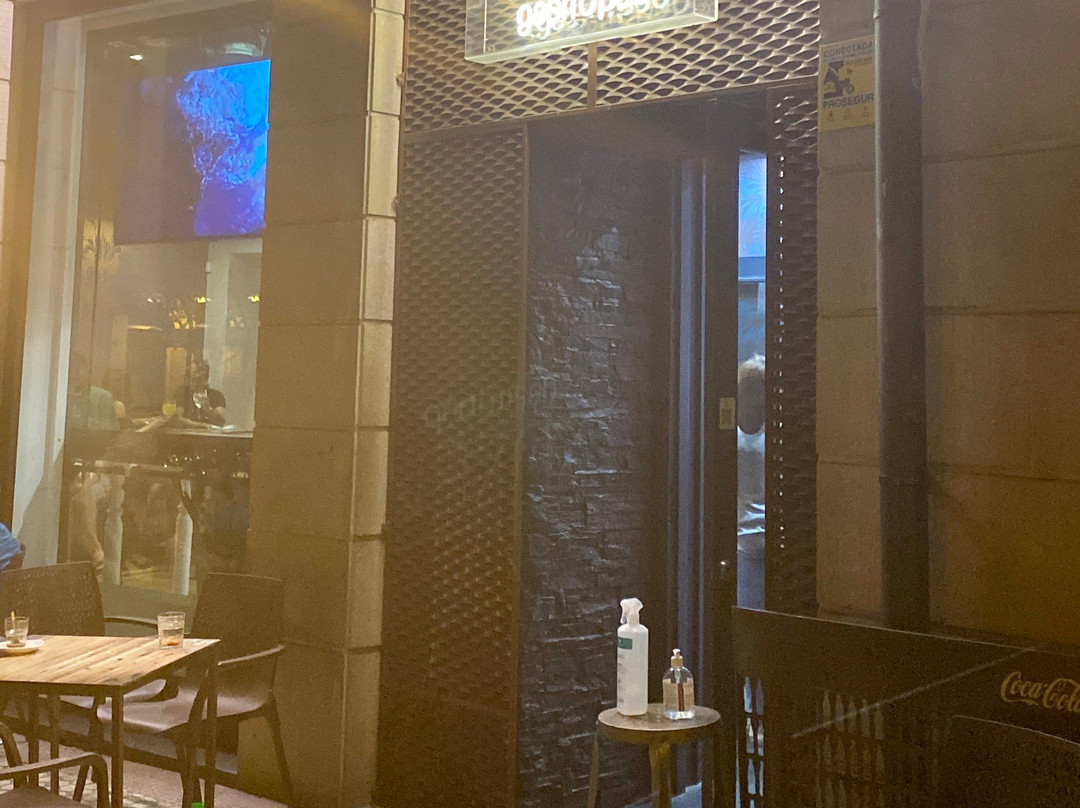 Zuzen Gastropub