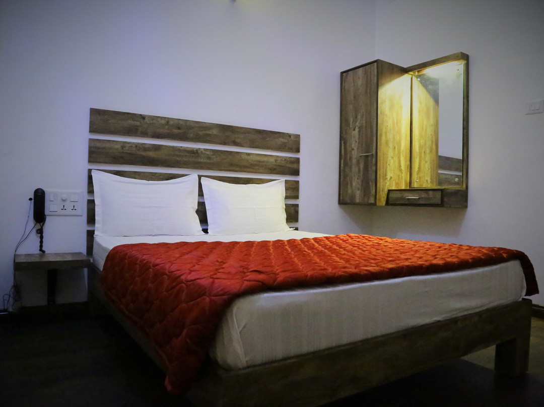 Valparai酒店住宿-Hotel Holiday Break