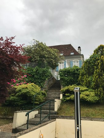 Domaine-de-la-Carrere主图