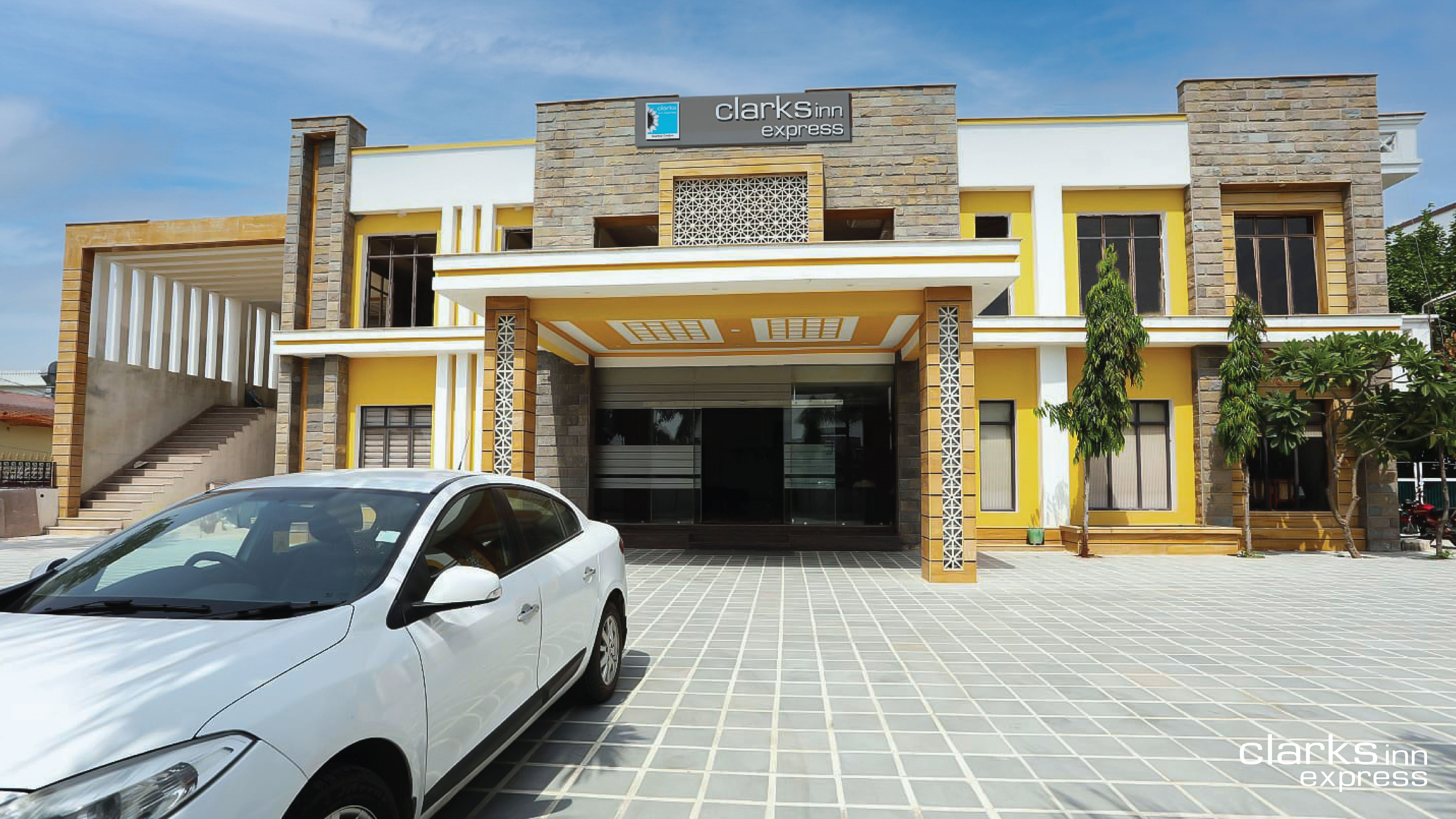 Hotel Clarks Inn Express Bharatpur-浴室