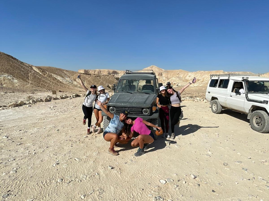 Israel Jeep Tours景点图片