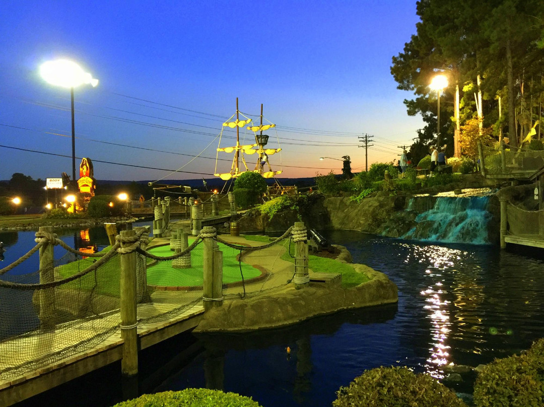 Pirate's Cove Adventure Golf景点图片