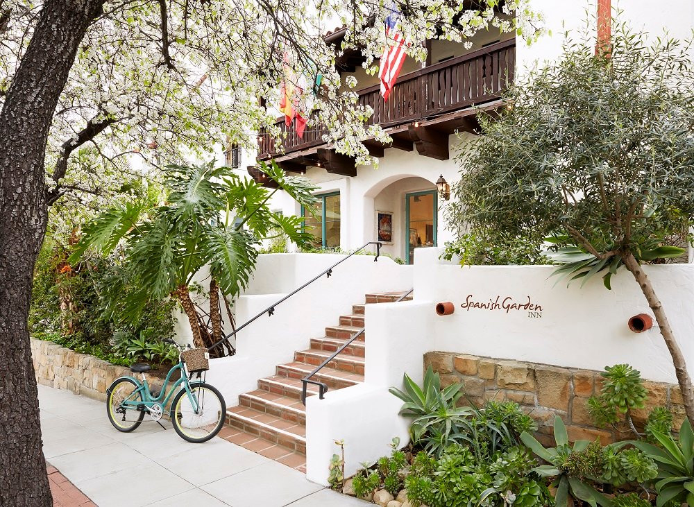 西班牙花园酒店主图