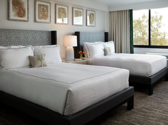 萨沃伊乔治敦套房酒店主图