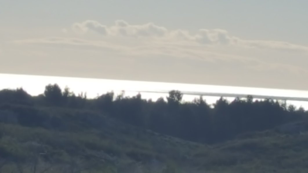 Plage des Laurons景点图片