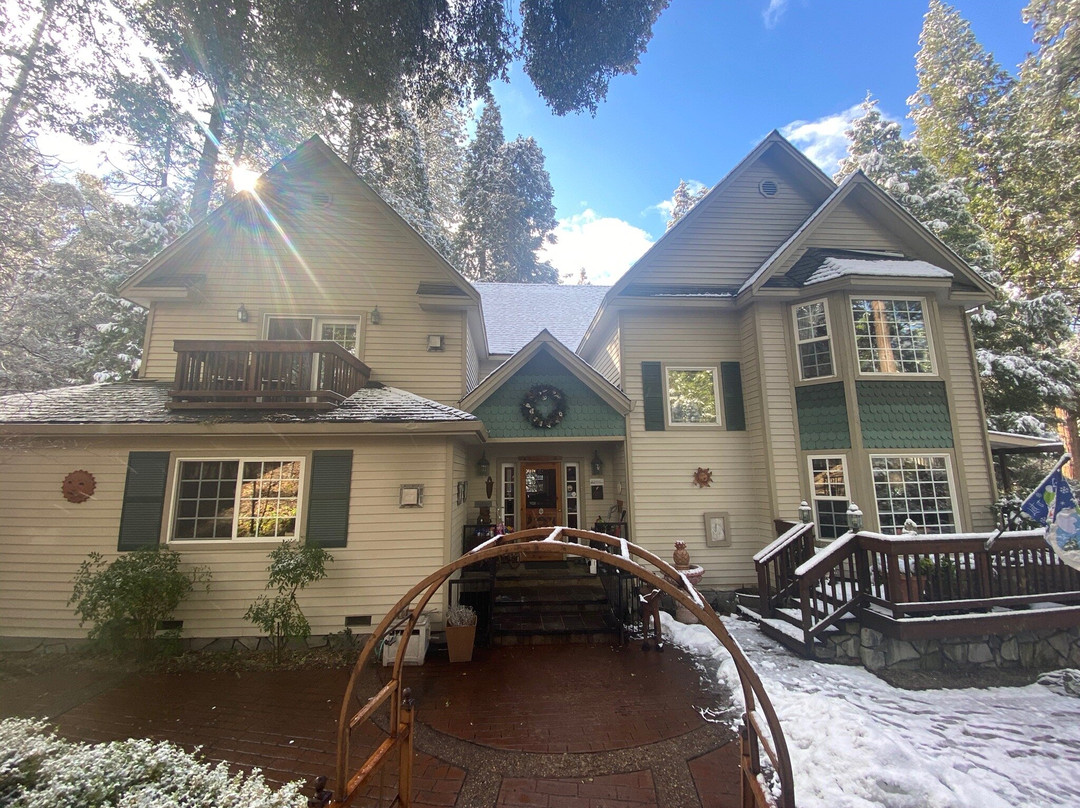 McCaffrey House Bed and Breakfast Inn主图