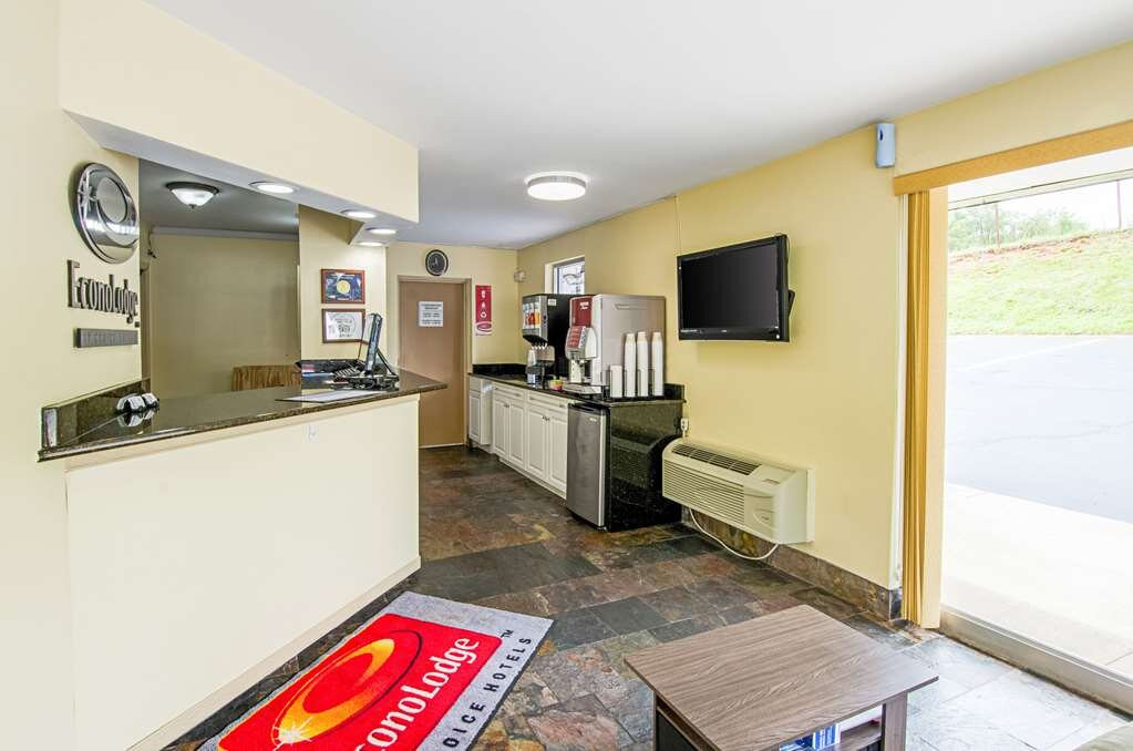 Brentwood Inn and Suites主图