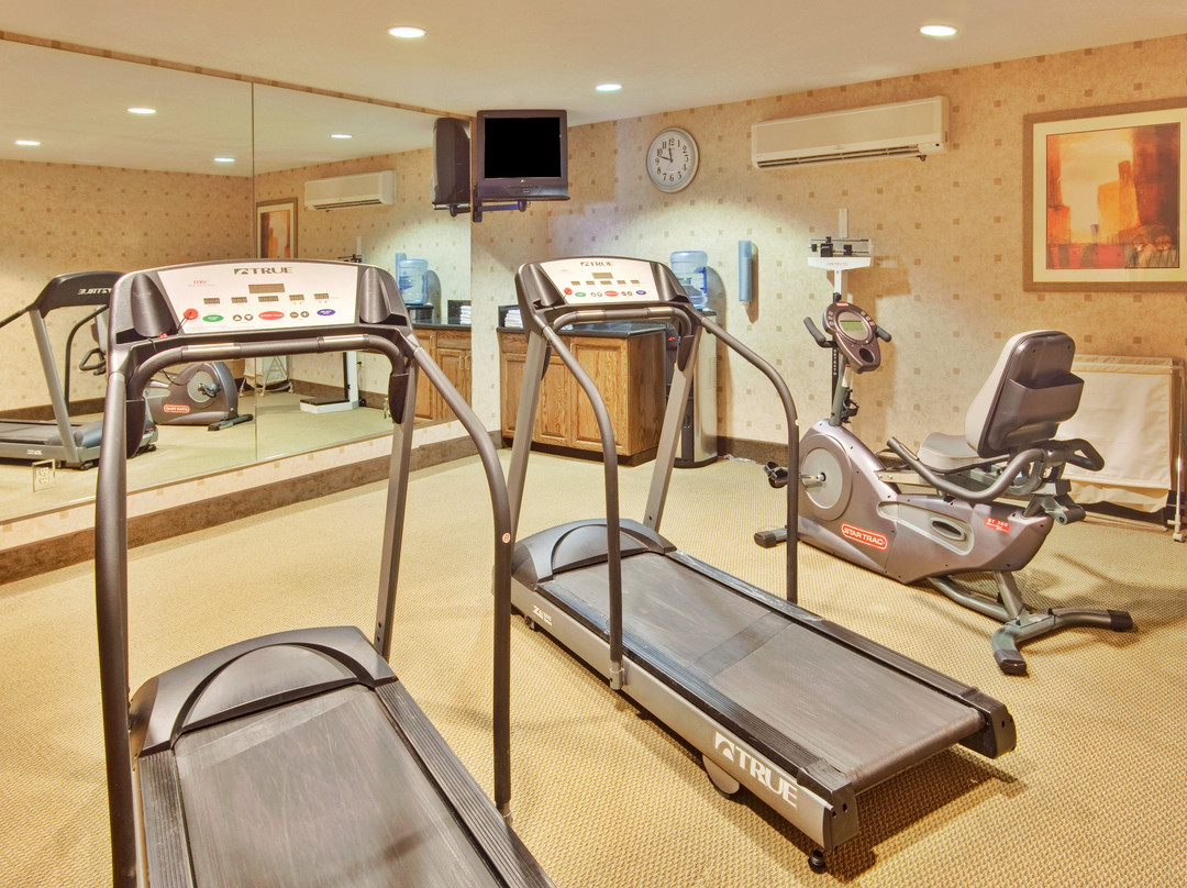 Holiday Inn Express Delano Hwy 99 by IHG主图