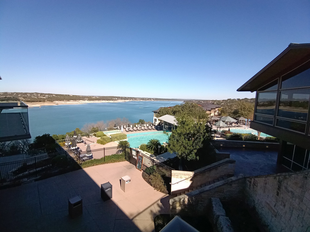 莱克韦温泉度假酒店主图