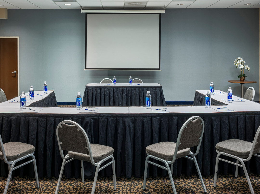 Holiday Inn Express & Suites Laurel By IHG主图