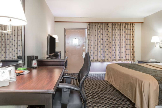 伊克诺旅馆主图