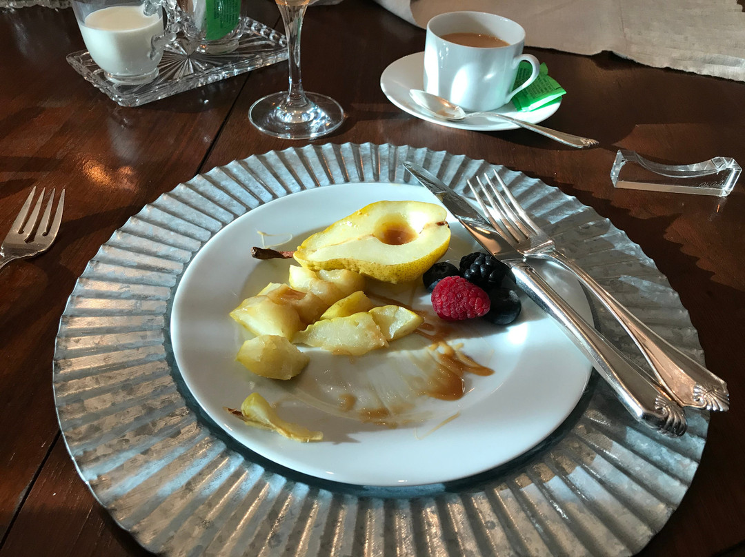 Riverside Gables Bed and Breakfast主图