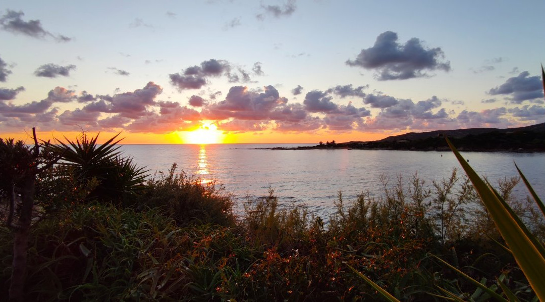 Plage de Tizzano (de l'Avena)-Tizzano必去景点