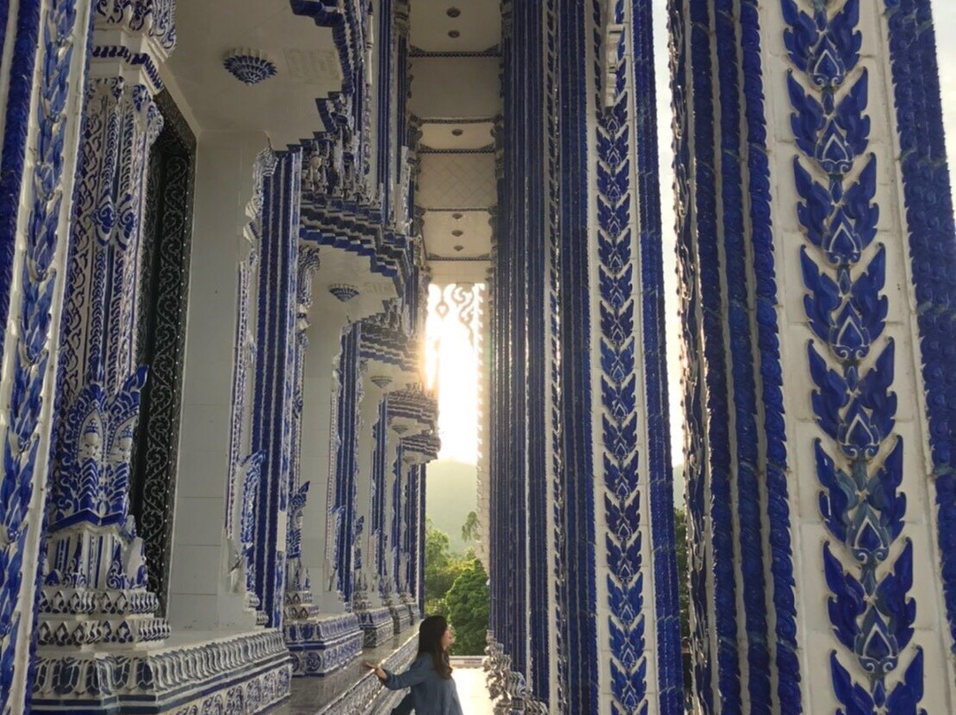 โบสถ์สีน้ำเงิน-尖竹汶必去景点