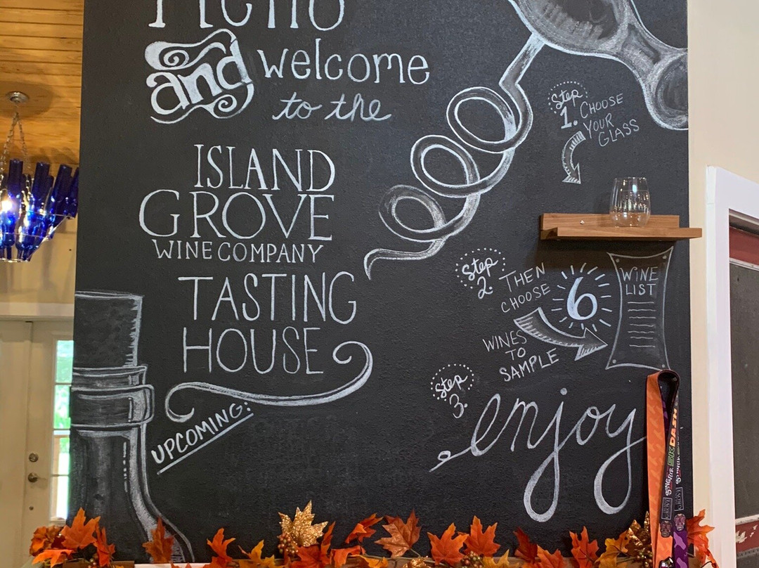 Island Grove Wine Company Tasting House景点图片