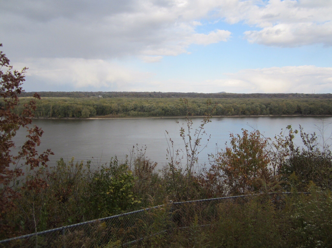 Julien Dubuque Monument-迪比克必去景点