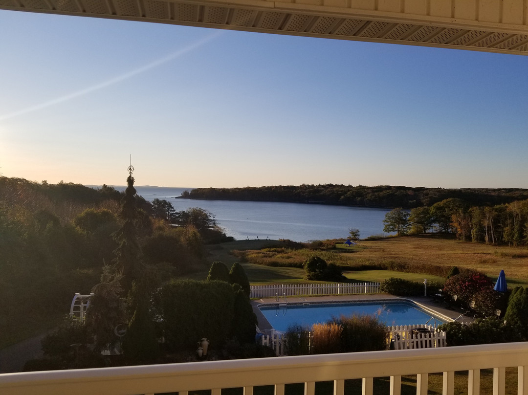 Strawberry Hill Seaside Inn主图