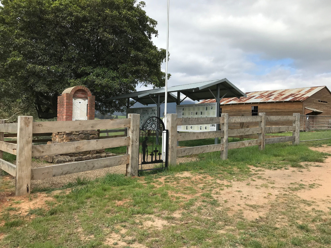 Reedy Flat War Memorial-Ensay必去景点