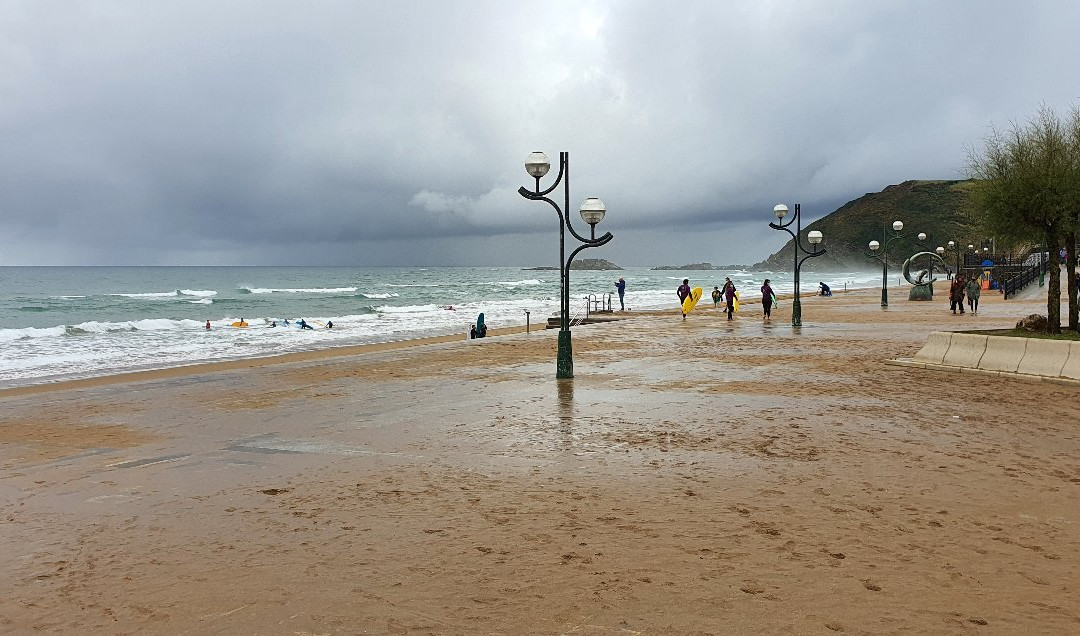 Playa de Zarautz景点图片