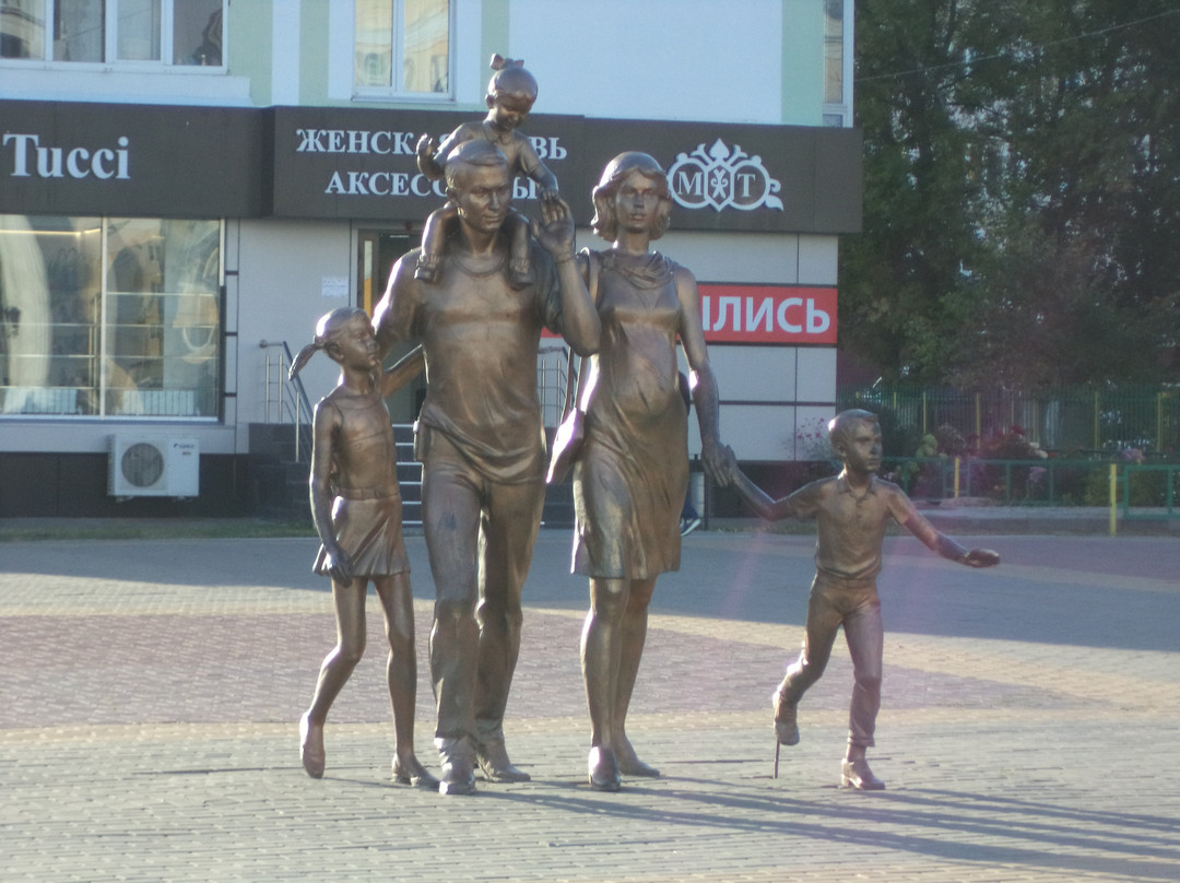 Family Monument-Saransk必去景点