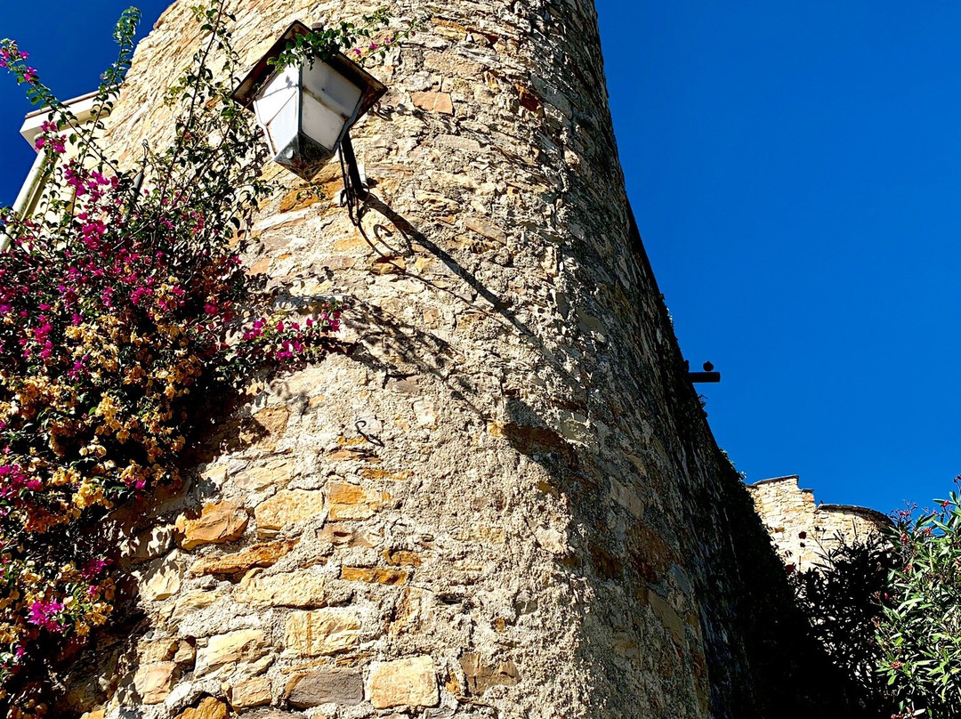 Castello dei Clavesana-Cervo必去景点