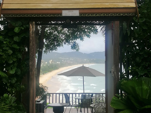 卡隆山上度假村主图