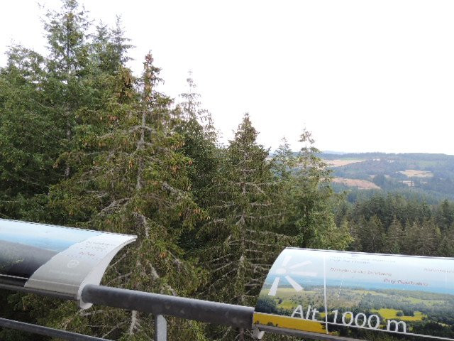 Tour Panoramique Du Mont Bessou景点图片