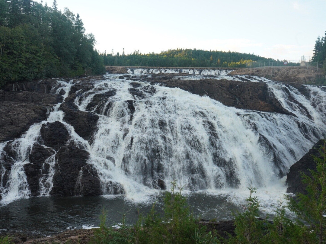 Scenic High Falls-Wawa必去景点