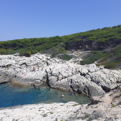 Cala dei Benedettini-Tremiti Islands必去景点